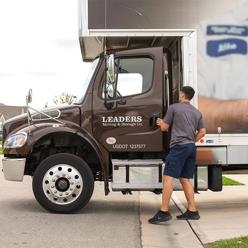 Leaders packaging and delivery services.