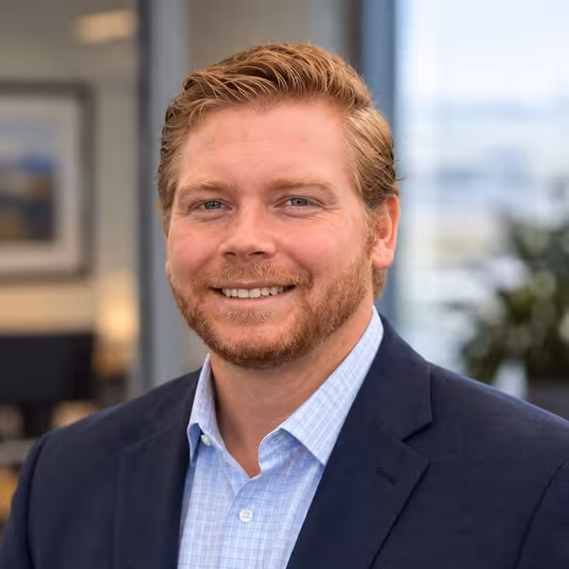 Headshot of Shawn Gibson